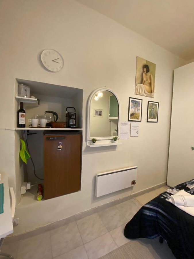 "The Gole Of Alcantara Living In The Dream'S Room" Graniti Extérieur photo